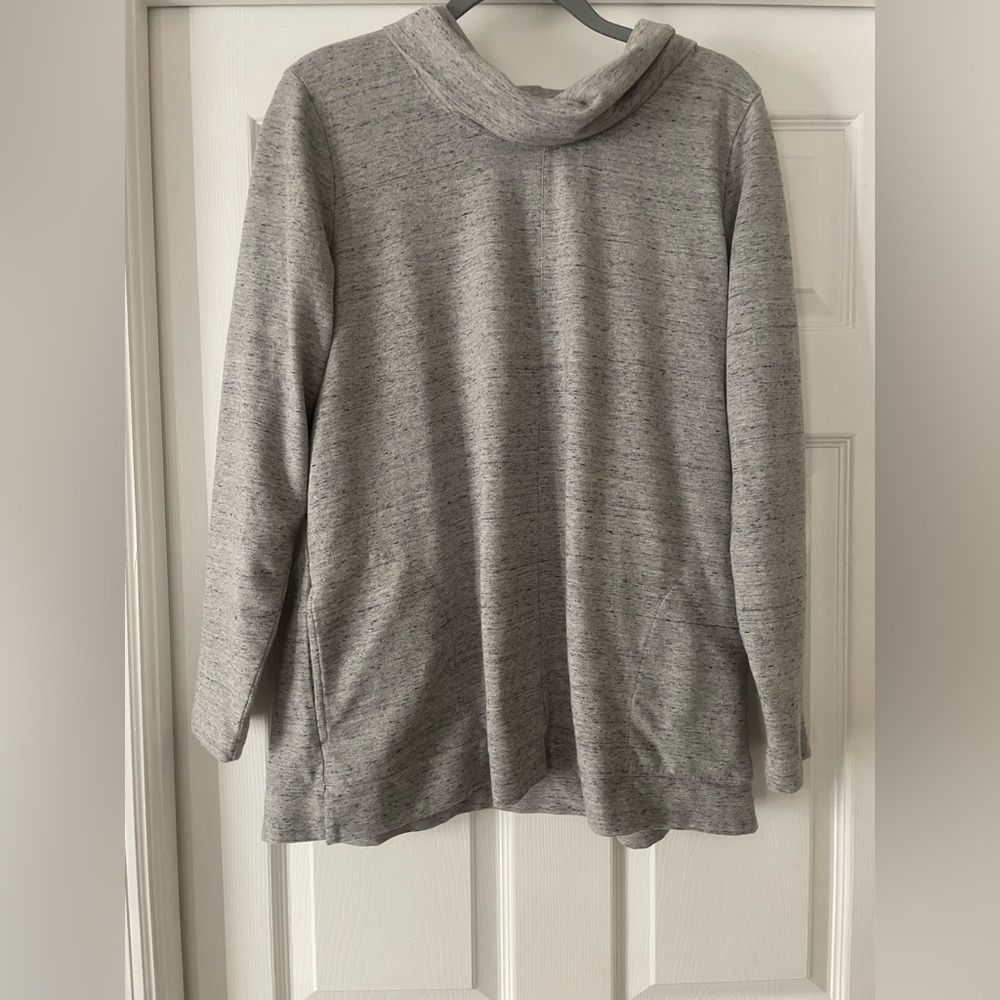 J Jill pull over knit sweater with cowl neck and pockets size large